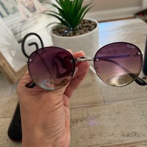 Quay Farrah pink Mirrored sunglasses worn once or twice